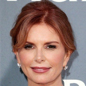 Roma Downey Headshot 3 of 5