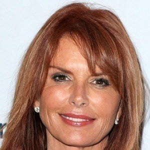 Roma Downey Headshot 4 of 5