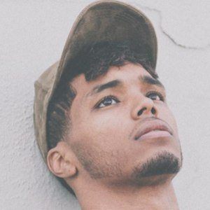 Rome Flynn Headshot 3 of 8