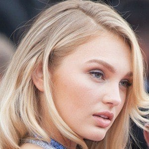 Romee Strijd at age 22