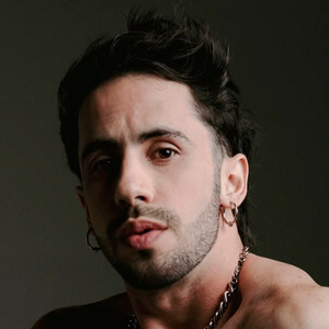 Romero Ferro Headshot 4 of 6
