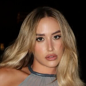 Romi Geyor Headshot 6 of 6