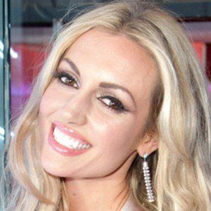 Rosanna Davison Headshot 4 of 5