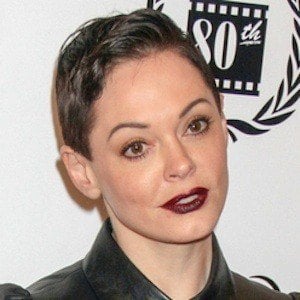 Rose McGowan Headshot 7 of 10