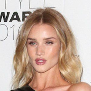 Rosie Huntington-Whiteley at age 28