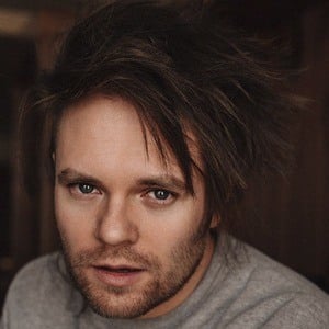 Rou Reynolds Headshot 9 of 10