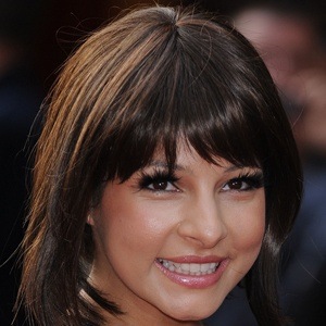 Roxanne Pallett Headshot 9 of 10