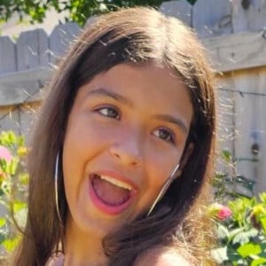 Roxy Allure Headshot 3 of 3