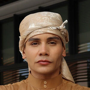 Ruan Castro Headshot 8 of 10