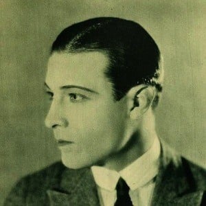 Rudolph Valentino Headshot 5 of 5