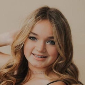 Rylee Michelle Drew Headshot 3 of 3