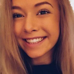Rylizzle Headshot 5 of 10