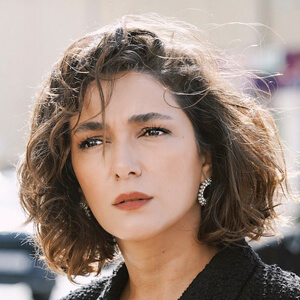 Şebnem Hassanisoughi Headshot 4 of 6