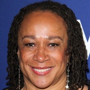 S Epatha Merkerson Headshot 3 of 5