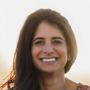 Sabrina Zohar Headshot 2 of 4