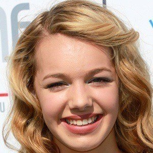 Sadie Calvano Headshot 6 of 10