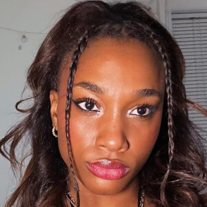 Sage Thomas Headshot 5 of 7