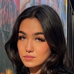 Sahar Dahi - Age, Family, Bio | Famous Birthdays