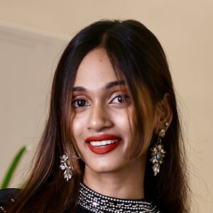 Saliha_k_t_ Headshot 4 of 4