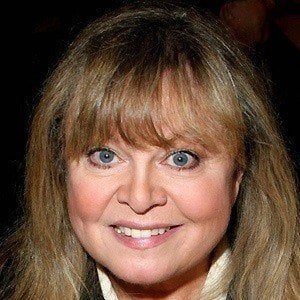 Sally Struthers Headshot 5 of 9