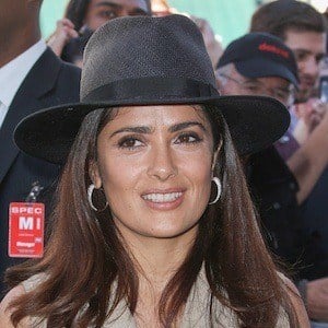 Salma Hayek Headshot 4 of 6