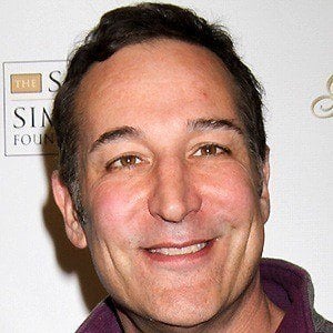 Sam Simon - Bio, Family, Trivia | Famous Birthdays