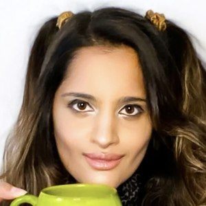 Sanjana Modha Headshot 3 of 8