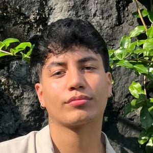 Santiago Ordoñez Headshot 5 of 5