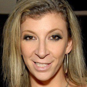 Sara Jay - Age, Family, Bio | Famous Birthdays