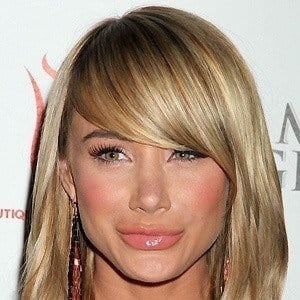 Sara Jean Underwood Headshot 4 of 10