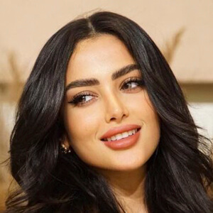 Sarah Al-Rasheed Headshot 4 of 4