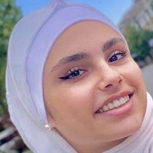 Sarah Al Zahabi Headshot 10 of 10