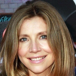 Sarah Chalke Headshot 6 of 10