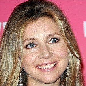 Sarah Chalke at age 32