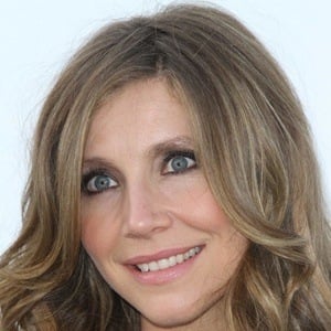 Sarah Chalke Headshot 9 of 10