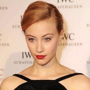 Sarah Gadon at age 25