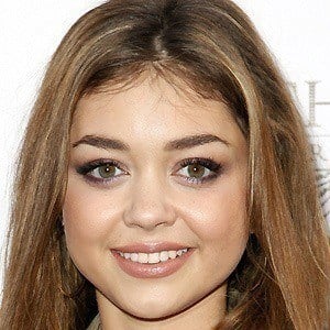 Sarah Hyland at age 22