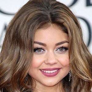 Sarah Hyland at age 22