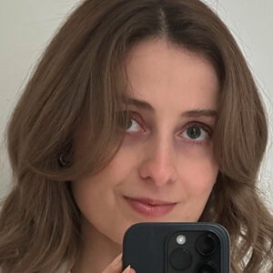 Sarah Mantelin Headshot