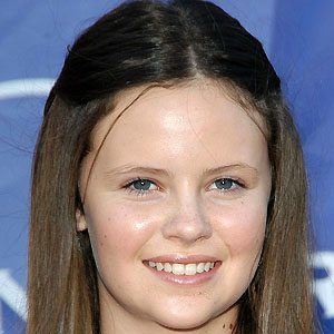 Sarah Ramos Headshot 6 of 10