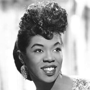 Sarah Vaughan Headshot 4 of 4