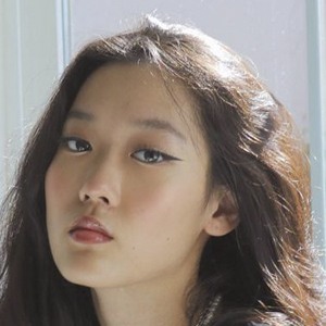 sarahhroh at age 17