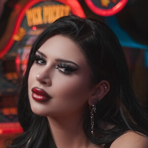 Sasha Massacre Headshot 2 of 6