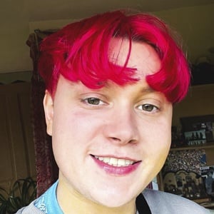 SatchOnSims Headshot 2 of 3