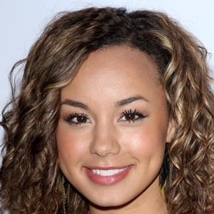 Savannah Jayde - Age, Family, Bio | Famous Birthdays