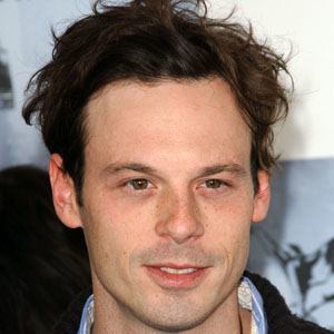 Scoot McNairy - Bio, Family, Trivia | Famous Birthdays