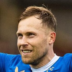 Scott Arfield Headshot 2 of 3