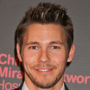 Scott Clifton Headshot 8 of 10