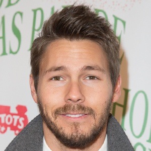 Scott Clifton Headshot 9 of 10