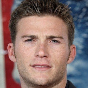 Scott Eastwood Headshot 9 of 9